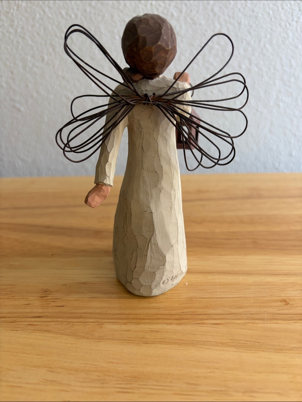 Willow Tree Angel of Hope Figurine with Lantern - Picture 2 of 6